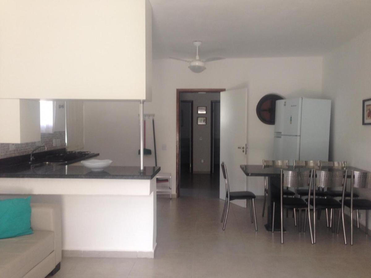Village Com 4 Aptos Pe Na Areia E Piscina Holiday home Sao Sebastiao (Sao Paulo)